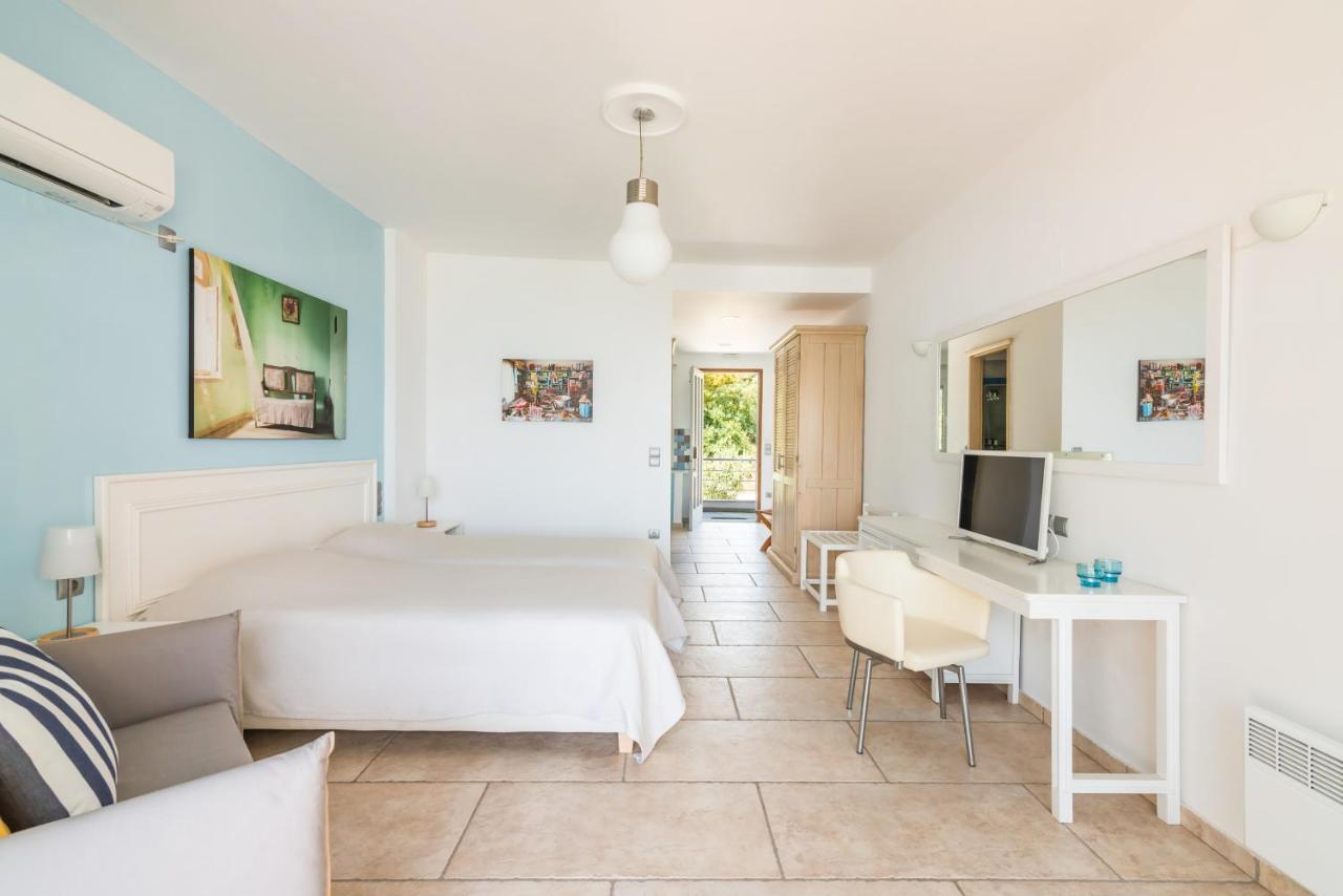 Sideratos Apartments การ์ฟัส ภายนอก รูปภาพ